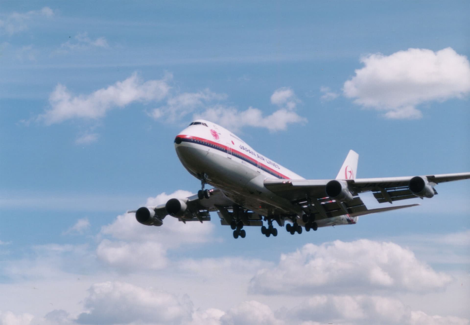 A Japan Airlines Boeing 747-200 photographed in the 1980s