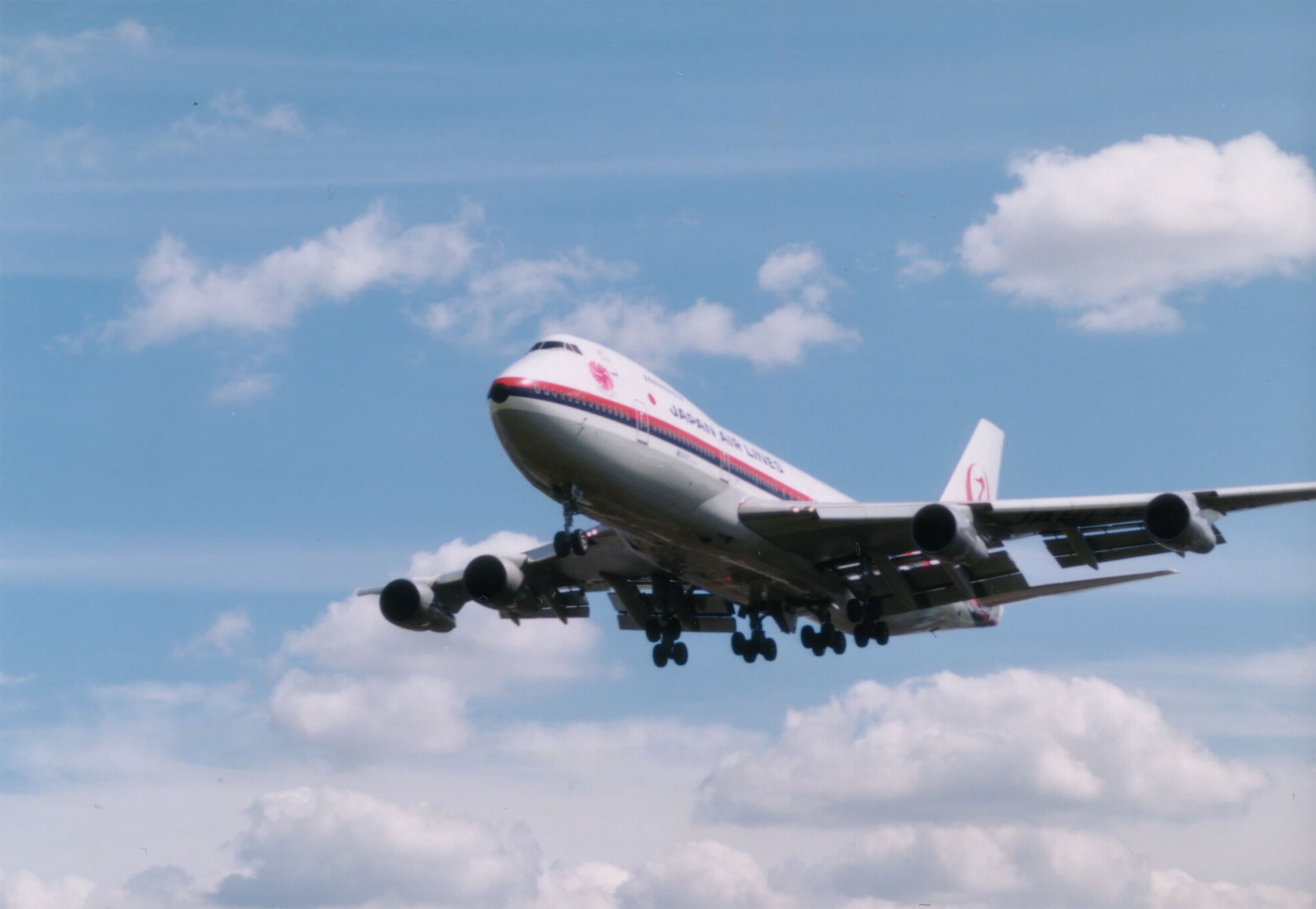 A Japan Airlines Boeing 747-200 photographed in the 1980s
